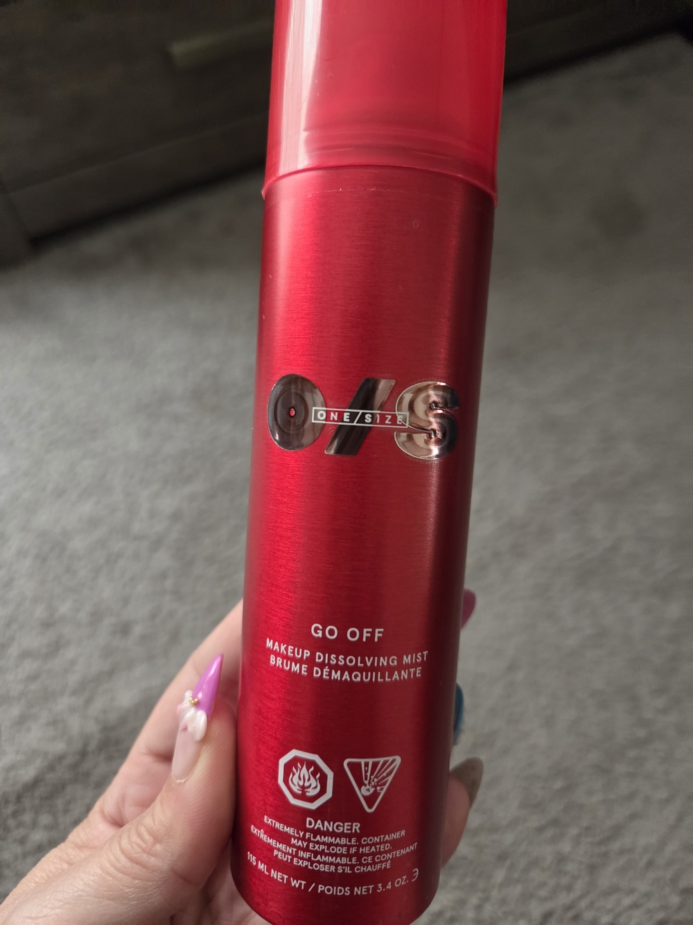 ONE/SIZE Go Off Makeup Dissolving Mist - Red